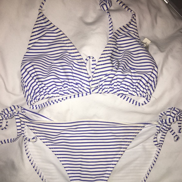Classic blue stripped bikini - Picture 1 of 4